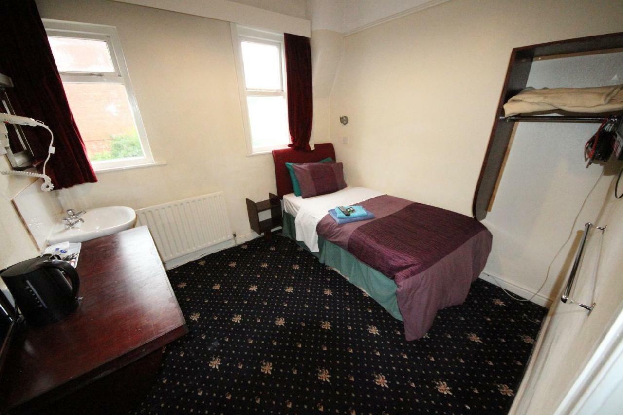 Avalon Guest House Leeds  Buitenkant foto
