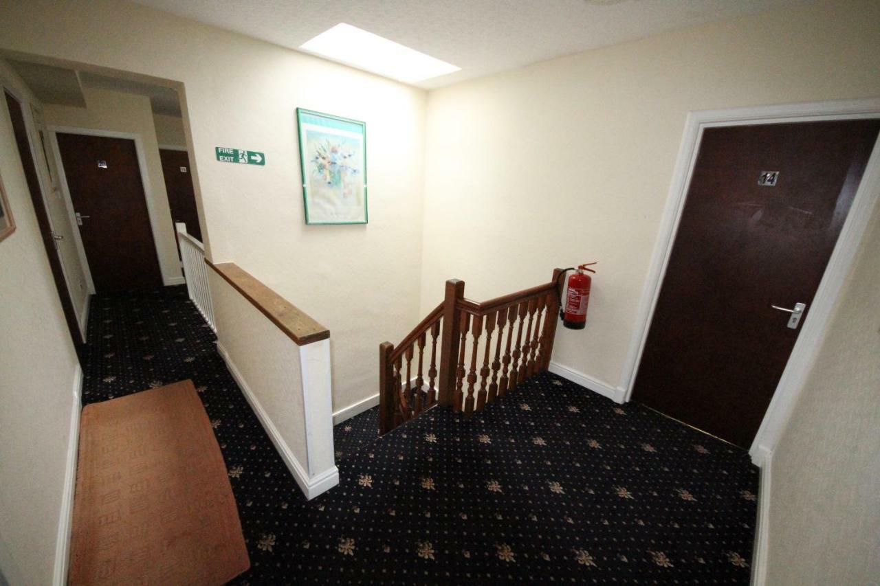 Avalon Guest House Leeds  Buitenkant foto